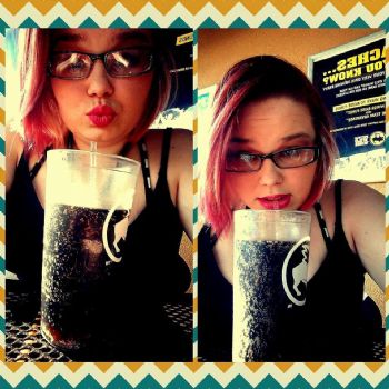 karlieann profile photo