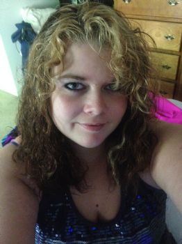 MoonLily23 profile photo