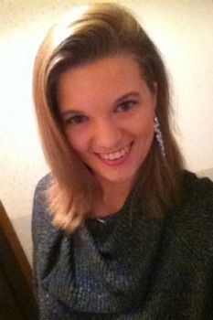 KarliBell33 profile photo