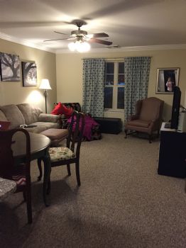 Emma93 profile photo