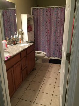 Emma93 profile photo