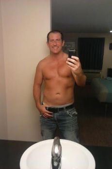 rrobey38 profile photo