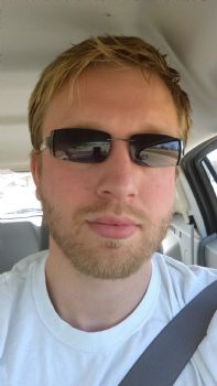 lee1921 profile photo