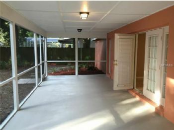 rchristine92 profile photo