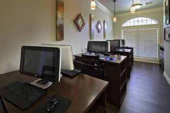 1styeargrad profile photo