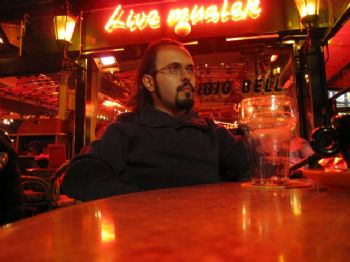 DanKhia profile photo