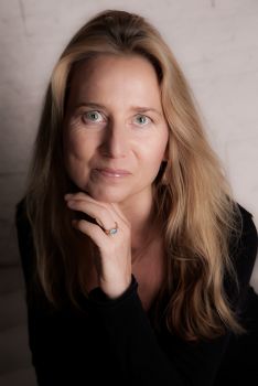 SuzannaJ profile photo