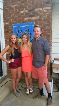 angie122195 profile photo