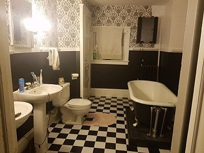 ally_j profile photo