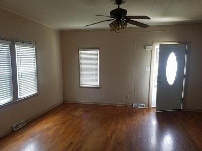 sam9009 profile photo