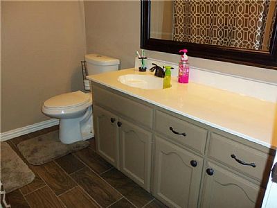 tcole8306 profile photo