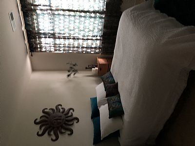 comeonover profile photo