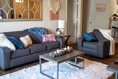 lthomas95 profile photo