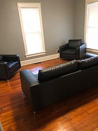 houslebm profile photo