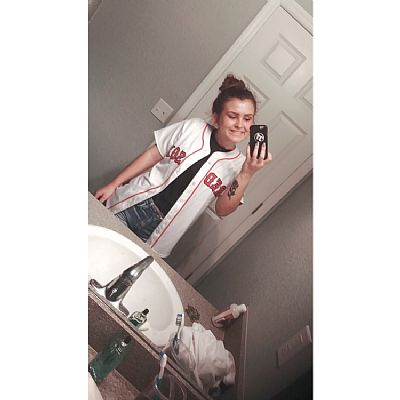 mbeach7 profile photo