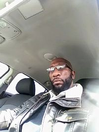 T-Holmes profile photo