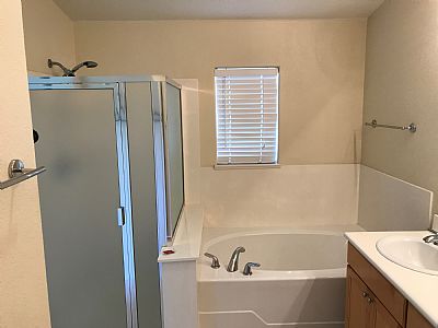 cmoralez04 profile photo