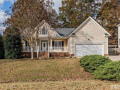 jlock30 profile photo