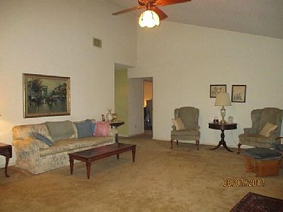 holtsholts profile photo