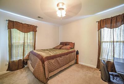 JParagano profile photo