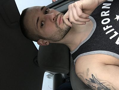 Dennism12 profile photo