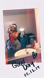 VivYoung1 profile photo