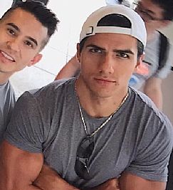 alejandro3 profile photo