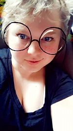 LauraBoo profile photo