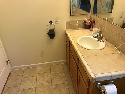 hollybanfield1 profile photo