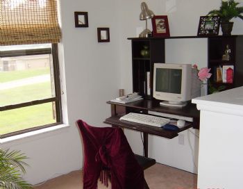 lola19560 profile photo