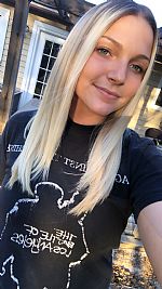 Zoeyj422 profile photo