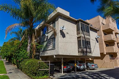 Charlie.sarvari profile photo