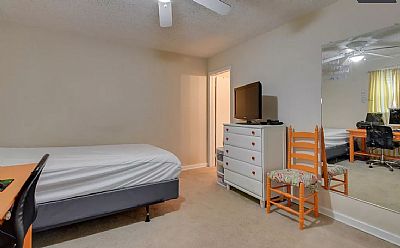 ChrisW695 profile photo