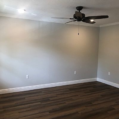 LCLeake profile photo