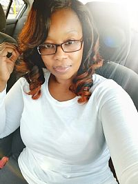 Stephanie77 profile photo