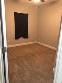 ndevries78 profile photo