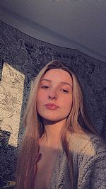 alenaj8 profile photo