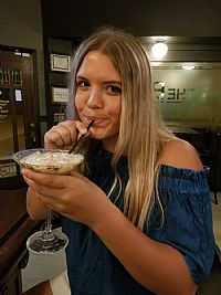 Cathop32 profile photo