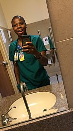 Vivianoray profile photo