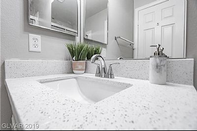 Raquelaa84 profile photo