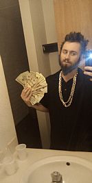 Robert$ profile photo