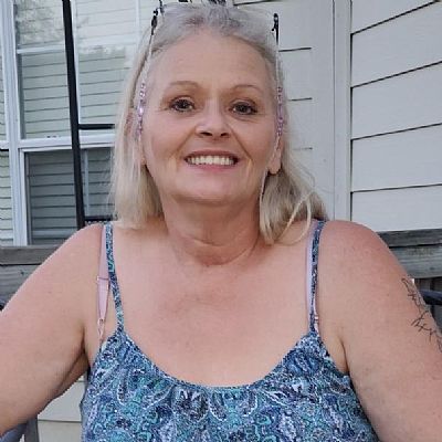 lauriew profile photo