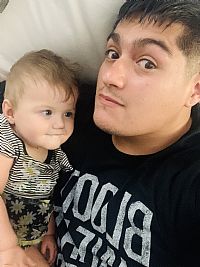 hfljr82 profile photo