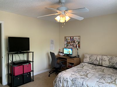 saraheephil profile photo