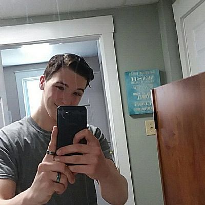 Taylorjohnso827 profile photo