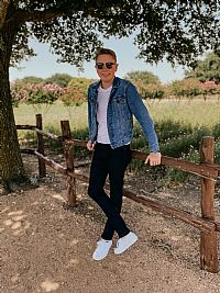 bgard0183 profile photo