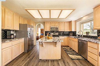 shikhamalhan profile photo