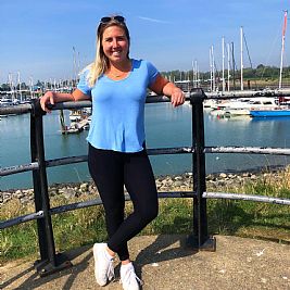 blissla profile photo