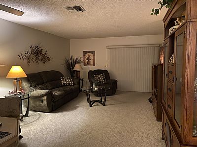 Luna143 profile photo