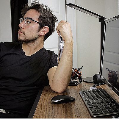 Alek8052000 profile photo